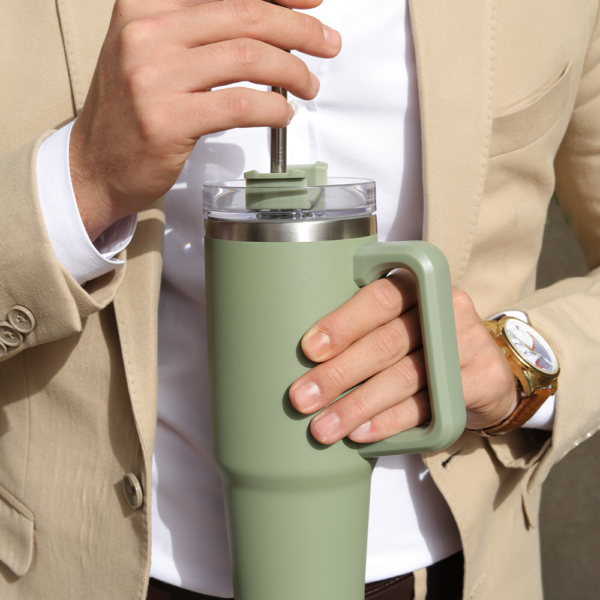 MEGAFLASK - Versatile 900ml - Image 2