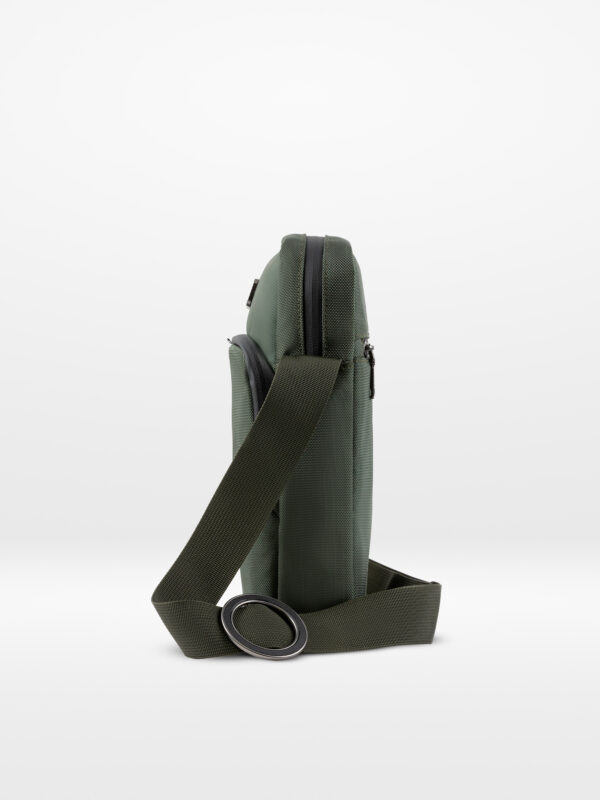 O-Cross Lightweight Travel Bag - Image 53