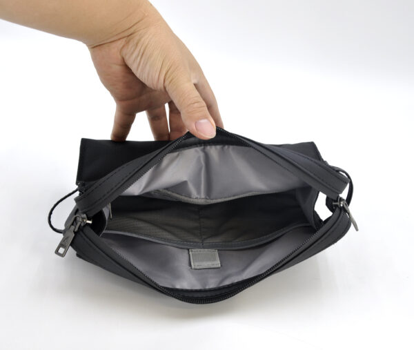 O-Clutch Elegant Evening Pouch - Image 4
