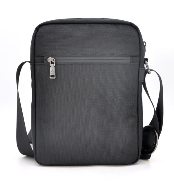 O-Cross Lightweight Travel Bag - Image 14