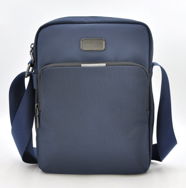 O-Cross Lightweight Travel Bag - Image 17